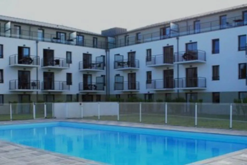 Le Jardin Des Thermes - Proche Thalasso Concarneau 0*,